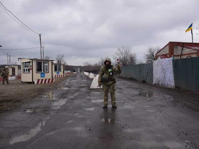У «ЛНР» погодилися на відкриття КПВВ у Золотому