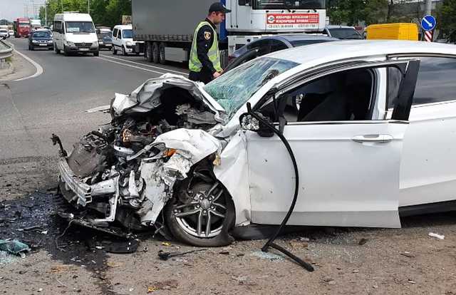 Волна ДТП: что творится на "убойном перекрестке" под Киевом