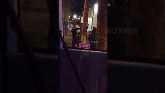 У Харкові посеред вулиці впіймали п’яного чоловіка з гранатометом