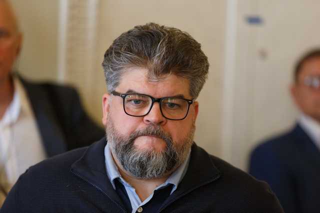 После переписок с проституками в Раде Яременко назвал журналистов “шалавами”