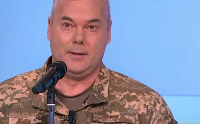 В Генштабе сообщили, зачем Россия стягивает технику на Донбасс