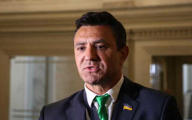 “Предатель на предателе”: Тищенко рассказал «Рябошапке» о ситуации внутри “Слуги народа”