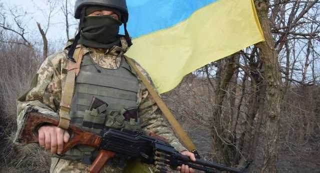 «Ожесточенные бои, все гремит и разрывается»: Жители Донецка в панике из-за происходящей ситуации