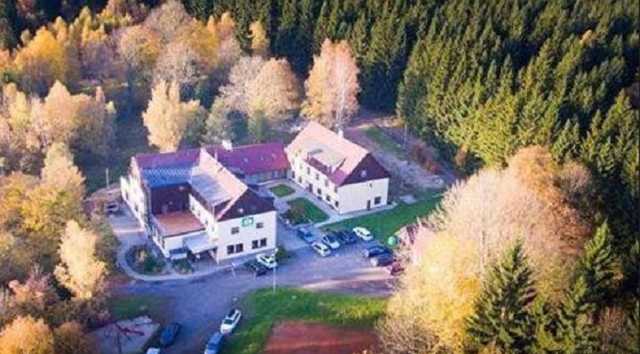 Активи українських політиків та їх родичів в Чехії