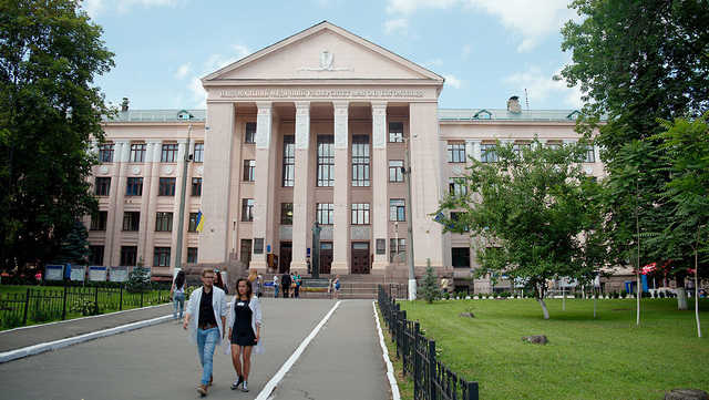 Деньги либо смерть, или новый девиз НМУ им. Богомольца