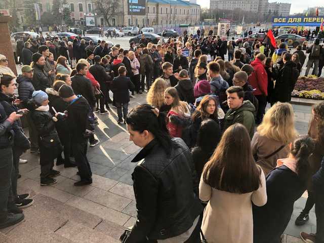 Националисты готовят Зеленскому в центре Харькова "коридор позора"