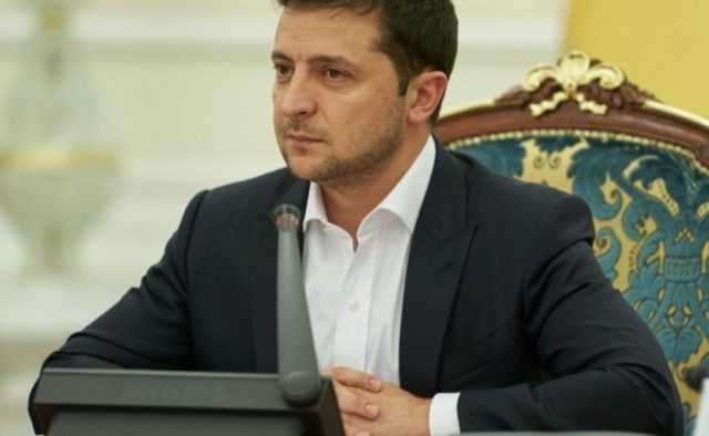 Зеленский забраковал закон о проверках получателей пенсий и субсидий