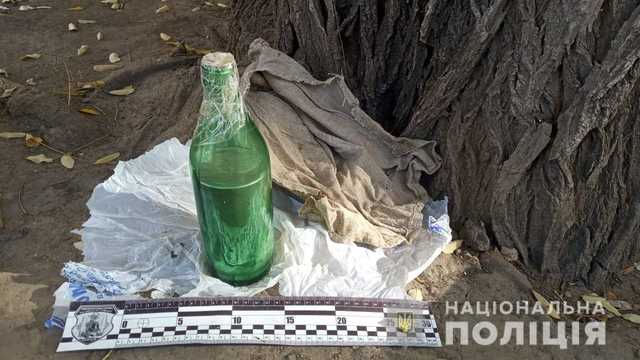 Рядом с остановкой трамвая в Одессе нашли бутылку со ртутью