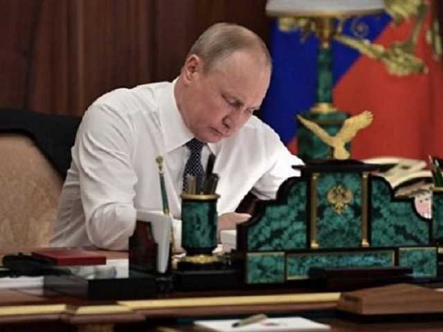 Хватит нескольких взрывов: эксперт раскрыл сценарий захвата Путиным Украины