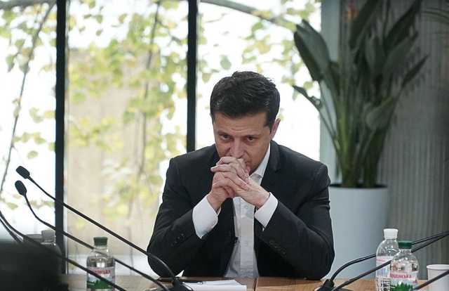 «Слуга» семи господ: как Зеленский теряет контроль над Радой