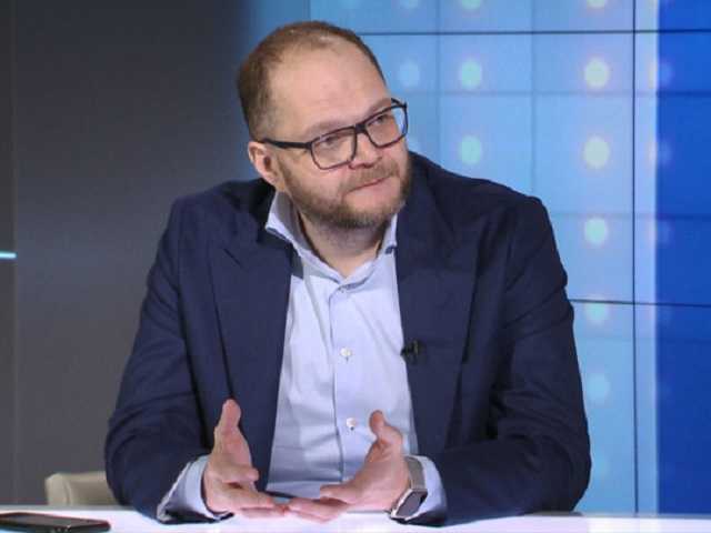 В Кабмине объяснили скандальное поручение Зеленского о "стандартах" для СМИ