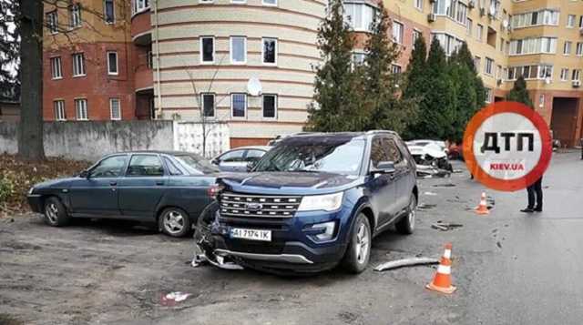 В Боярке пьяная девушка разбила 6 машин