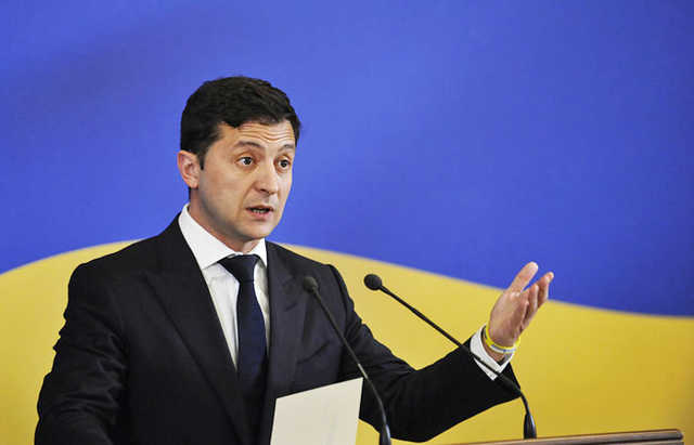 Зеленский: Иностранцы смогут покупать украинскую землю только после референдума