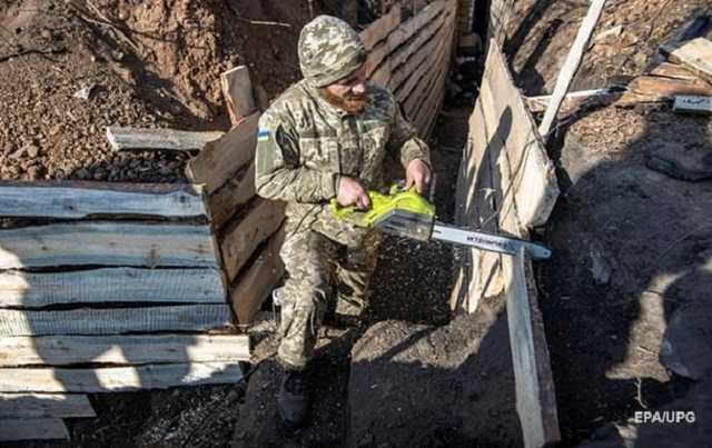 В Золотом демонтируют фортификационные сооружения