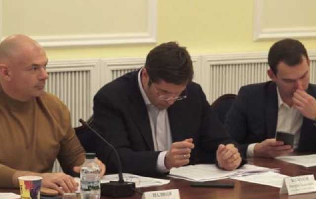 Поймали на Кипре: скандального "слугу народа" разоблачили в схеме с табачным бизнесом