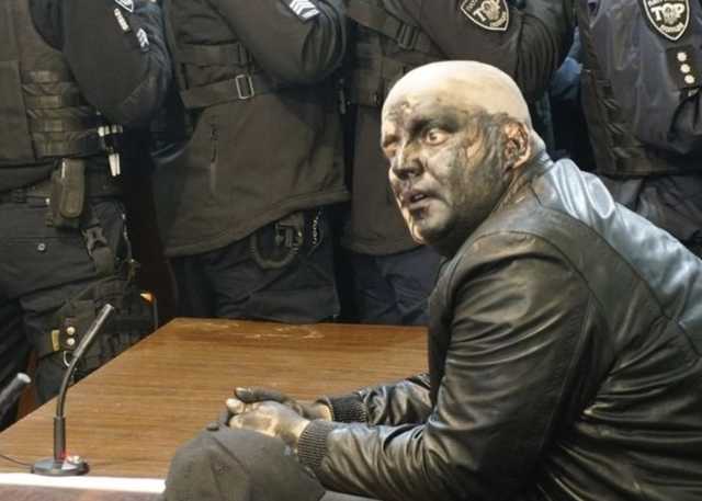 "Охота на ватного бандита": блогера, избившего ветерана АТО, облили краской