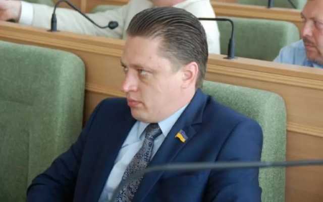 Депутат Иванисов с 3 дружками изнасиловал в машине несовершеннолетнюю, – текст приговора