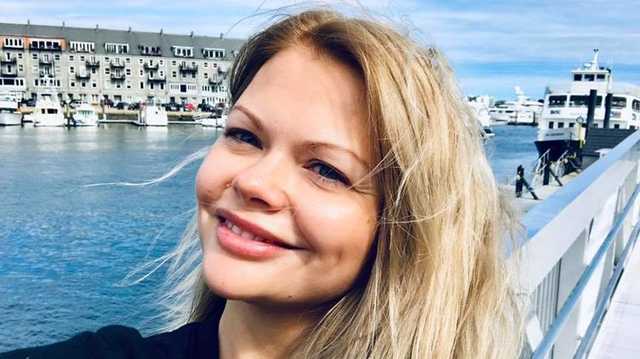 Клитина, которая отмалчивается по поводу постельного скандала, завтра обещает брифинг