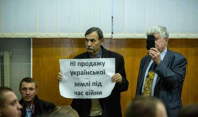 У Вінниці міністра Милованова перебивали криками “Ганьба!”