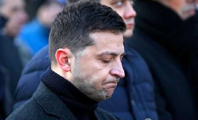 Рейтинг доверия украинцев к Зеленскому упал вдвое – опрос