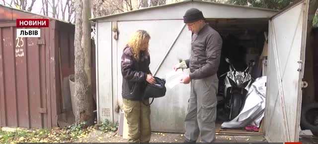 У Львові сім’я ветеранів війни живе в металевому гаражі