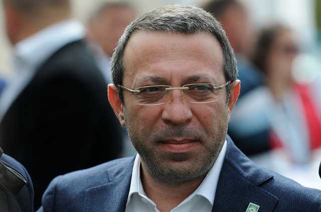 Братва та смотрящій: як Геннадій Корбан керує Дніпром