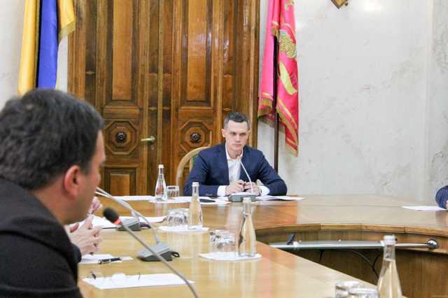 На встречу с губернатором Кучером не пришел крупный бизнес