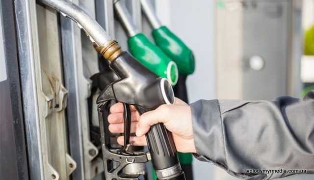 Экс-чиновницу отдела образования на Киевщине подозревают в присвоении дизтоплива на 416 тысяч