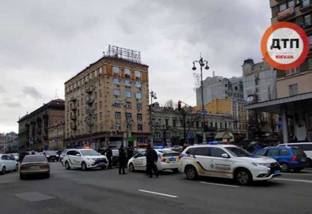 В Киеве пьяный устроил погоню с полицией и разбил 12 авто