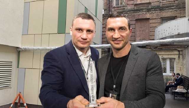 Тройное лобби: семейство Кличко не готово отказаться от здания в центре Киева