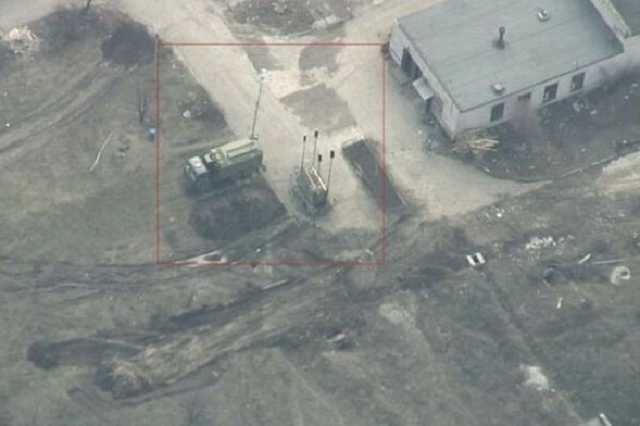 Террористы "ДНР" спалили на видео "подарки от Путина"