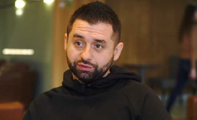 У Зеленского ищут замену Арахамии