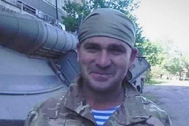 В сети показали фото трагически погибшего бойца ОС