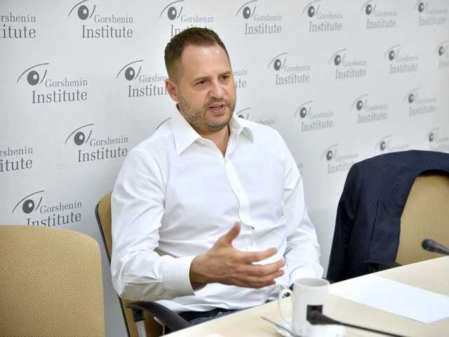 Ермак заявил, что Минские соглашения нуждаются в уточнениях