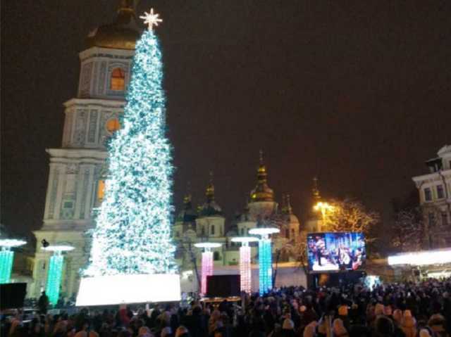 Новый год 2020: какие дни будут выходными, а в какие будем отрабатывать