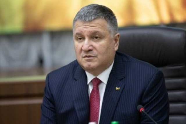 "Мы не за месяц возьмем границу, а за два дня": Аваков из Парижа