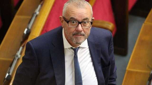 Суд отменил арест дома жены экс-нардепа Станислава Березкина