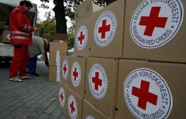 Червоний Хрест прислав в ОРДЛО вантажівку медичної “гуманітарки”