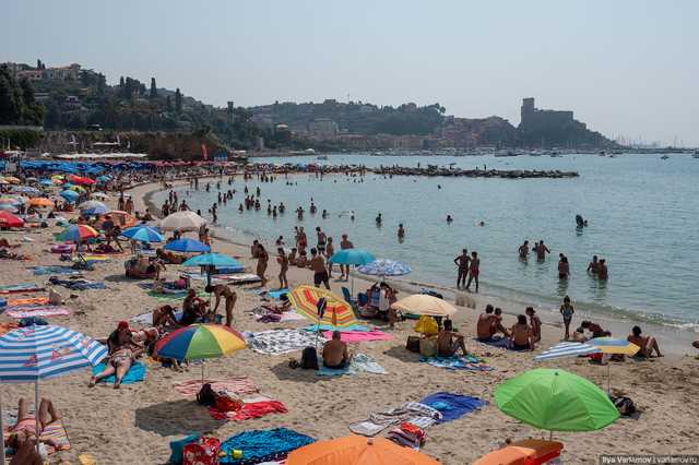 "Закатают в бетон!" В Крыму оккупанты задумали уничтожить пляжи