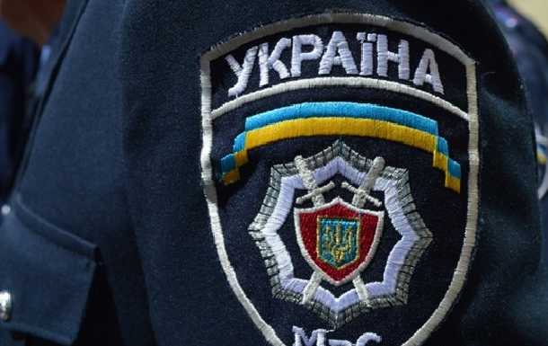 Появилось видео, как пьяные женщины за рулем шикарного Bentley нахамили полиции в Киеве