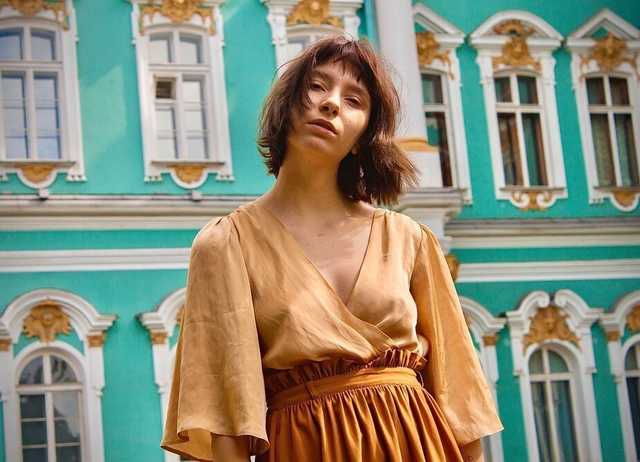 "Он на мне, не могла пошевелиться": украинская активистка призналась в изнасиловании