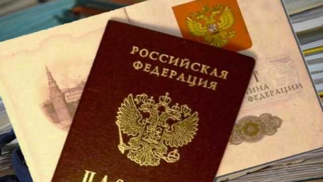 Пенсионеры «ЛНР» возмущены высокими ценами на паспорта РФ: зреют протестные настроения