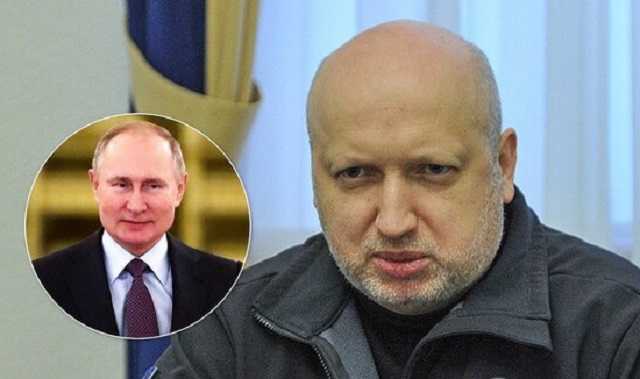 "Останутся исконно русские болота!" Турчинов ярко ответил на угрозы Путина