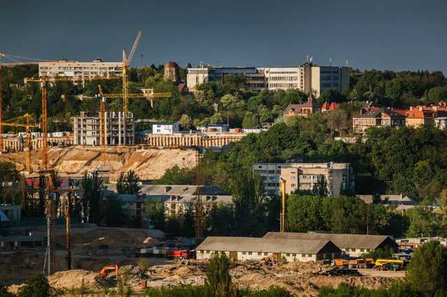 ГАСИ запретило смотрящему Андрею Ваврышу уродовать Киев очередной высоткой