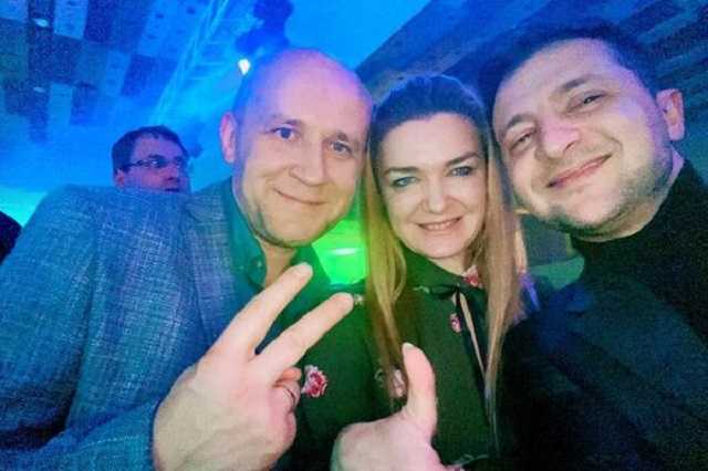 "Давайте оставаться людьми": Зеленский выступил перед "слугами народа". Первое видео корпоратива