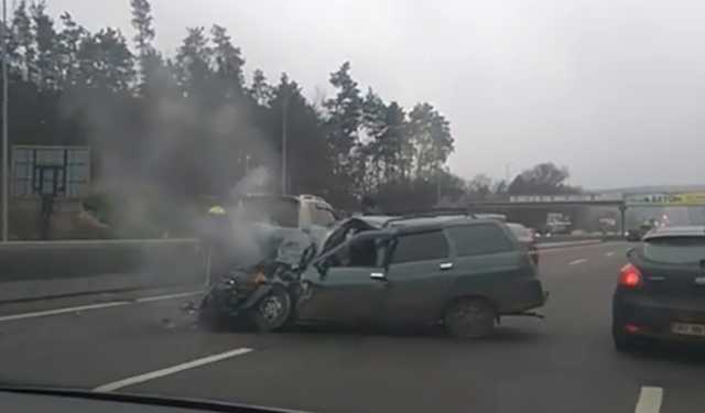 Полоса смертников: на "убойном" месте под Киевом произошло жесткое ДТП