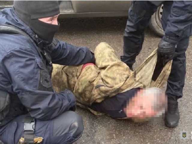 Расстреляли внедорожник: в Днепре задержали банду киллеров