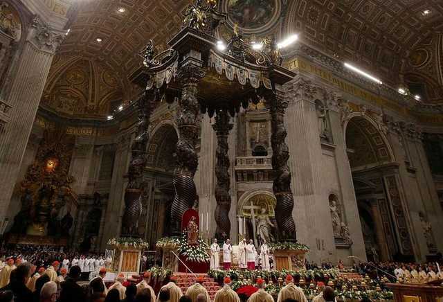 В Ватикане началась Рождественская Литургия