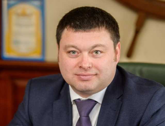 Экс-директор порта Южный признался, что устроился помощником к действующему руководителю