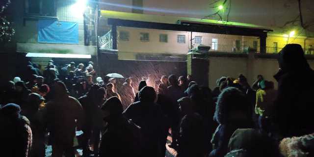 Под судом произошла драка из-за освобождения убийц Майдана, активисты собираются штурмовать СИЗО